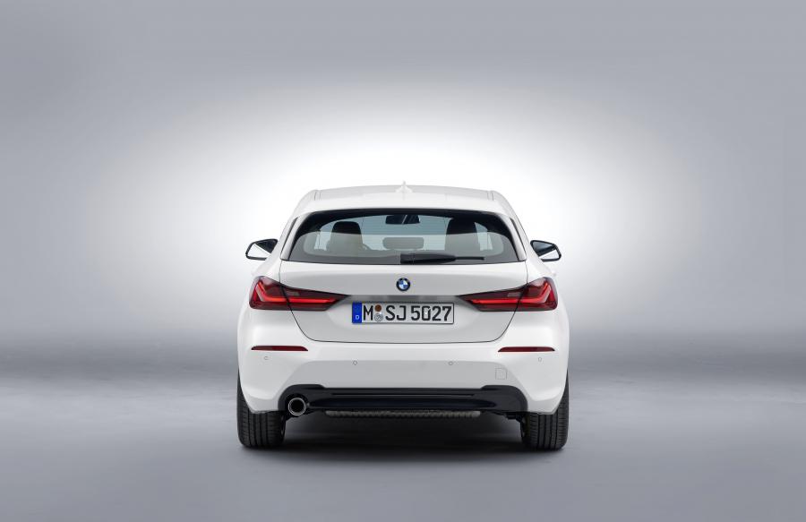  BMW 118i Sportline (F40) 2019 года  (WW) (фото 42 из 81)